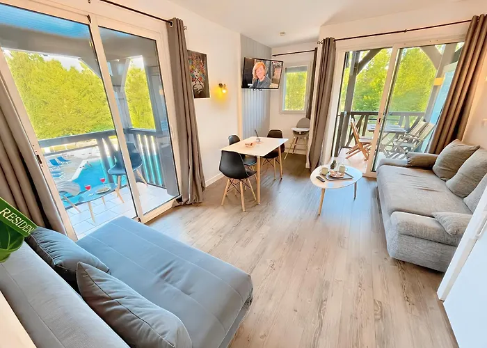 Apartament Avec 2 Balcons Vue Sur La Piscine Et Parking Gratuit Prive